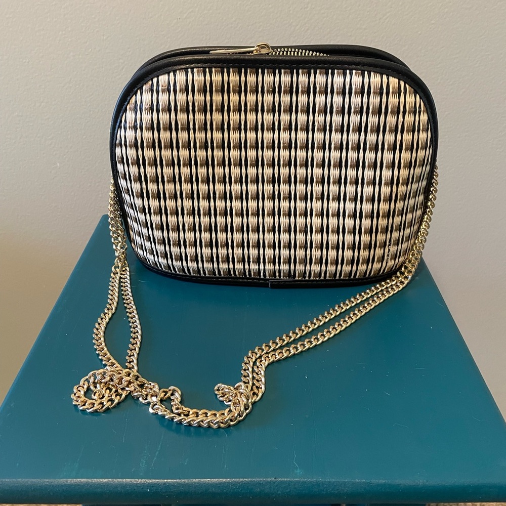 Loft woven crossbody